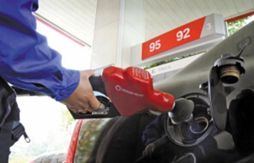 6月11日国内成品油价格调整,新一轮油价调整或将上涨